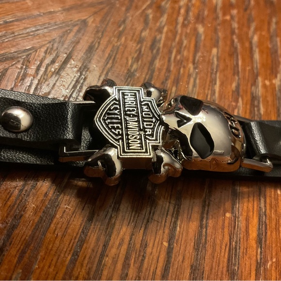 🏍🇺🇸Harley-Davidson Motor Cycles Black Leather Skull & Crossbones Bracelet! - Picture 16 of 16